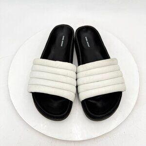 サンダル・ミュール Isabel Marant Jane Low Sandals In Tan Smooth Leather Isabel Marant Jane Low In Tan Smooth Leather | THE LIST